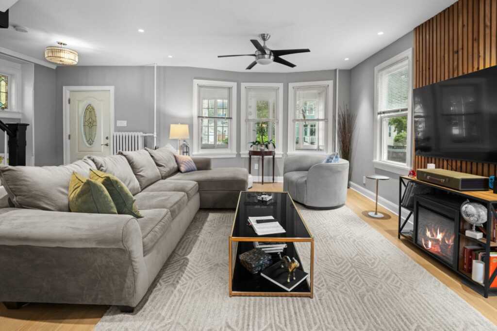 51 Lincoln Street, New Rochelle, NY 10801 - Photo 2 of 26