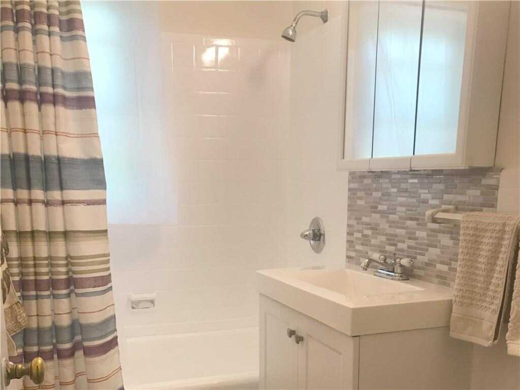 5 Laurel Street, Unit #B-3, Rye, NY 10580 - Photo 7 of 15