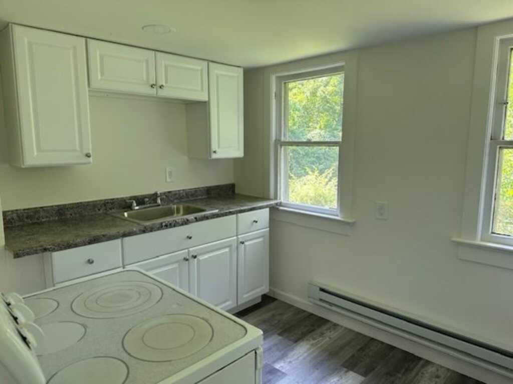88 Hess Road, Valley Cottage, NY 10989 - Photo 5 of 7