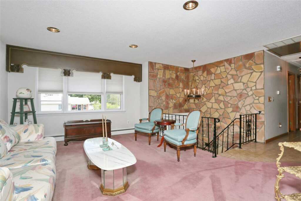 29 Rockland Terrace, Suffern, NY 10901 - Photo 4 of 48