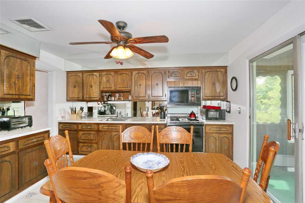 29 Rockland Terrace, Suffern, NY 10901 - Photo 8 of 48