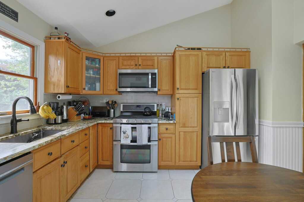 12 Fairview Avenue, Nanuet, NY 10954 - Photo 12 of 28