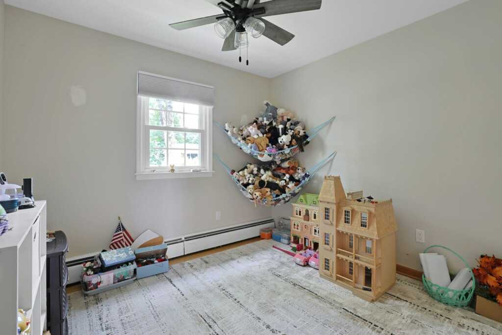 12 Fairview Avenue, Nanuet, NY 10954 - Photo 16 of 28