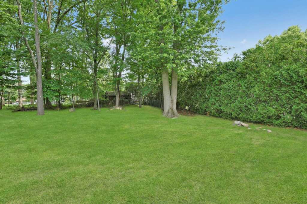 12 Fairview Avenue, Nanuet, NY 10954 - Photo 25 of 28