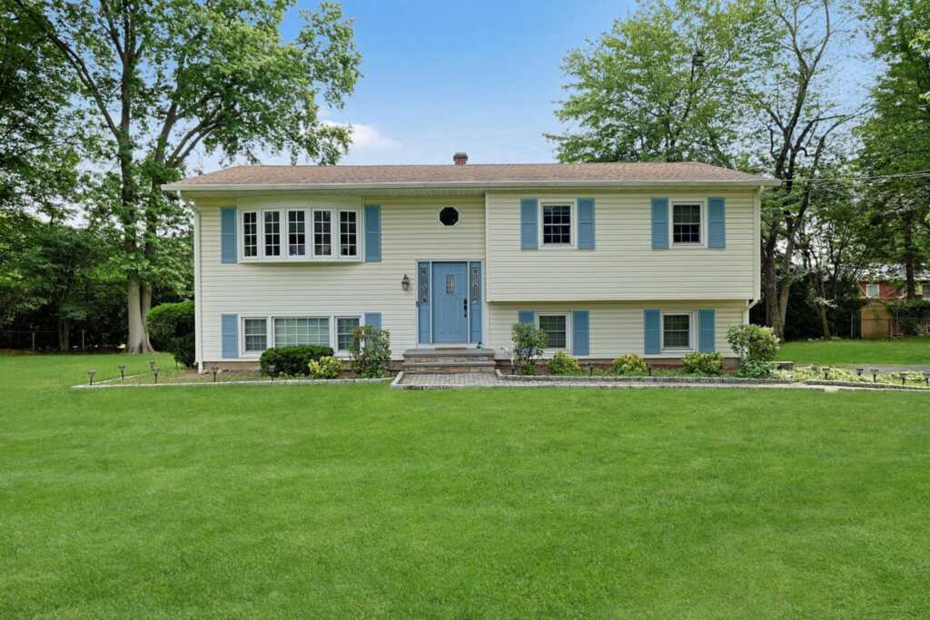 12 Fairview Avenue, Nanuet, NY 10954 - Photo 26 of 28
