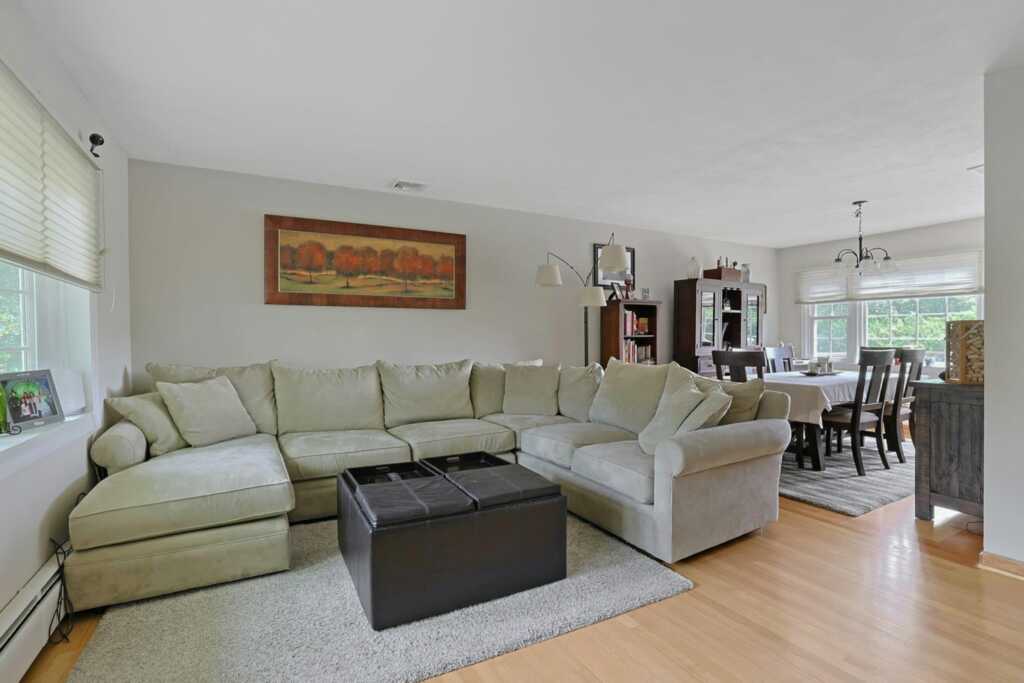 12 Fairview Avenue, Nanuet, NY 10954 - Photo 5 of 28