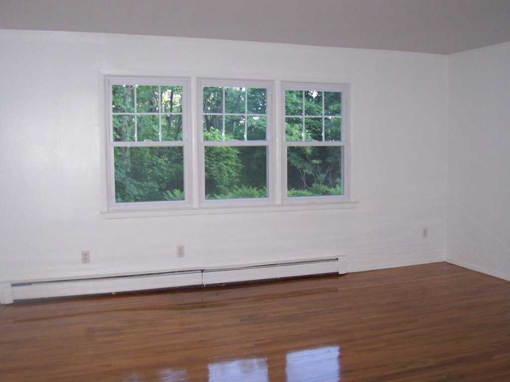 21 Pavilion Road, Unit #Unit 9, Suffern, NY 10901 - Photo 3 of 8