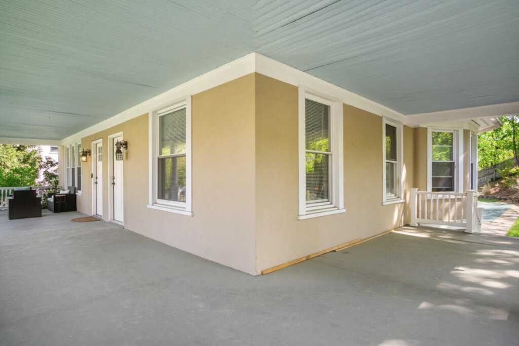 21 Cornelison Avenue, Nyack, NY 10960 - Photo 3 of 36