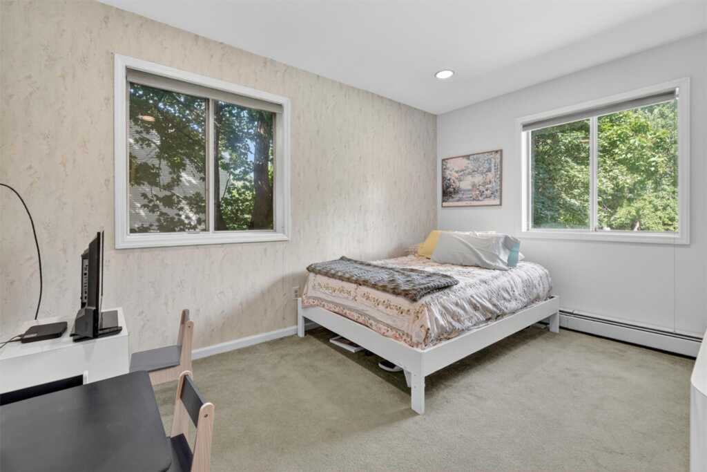 1 Paddock Lane, Suffern, NY 10901 - Photo 18 of 28
