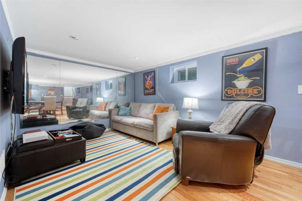 21 Winding Brook Road, New Rochelle, NY 10804 - Photo 28 of 46