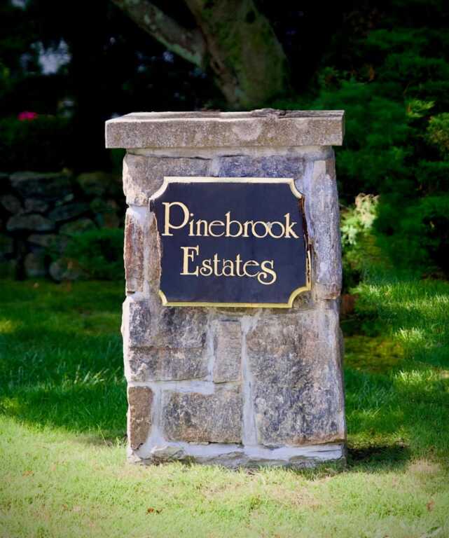 21 Winding Brook Road, New Rochelle, NY 10804 - Photo 35 of 46