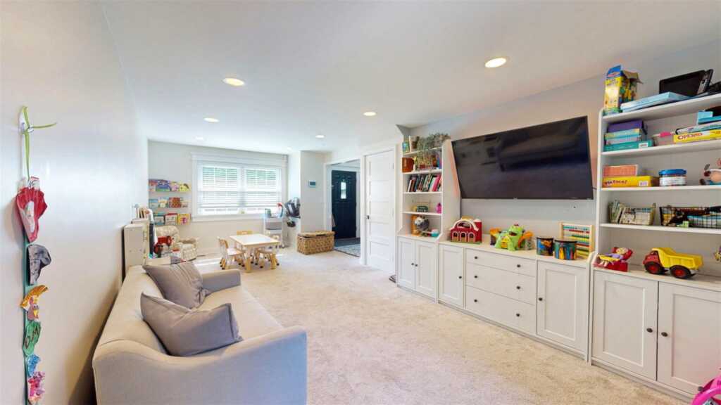 114 Shetland Drive, New City, NY 10956 - Photo 26 of 40