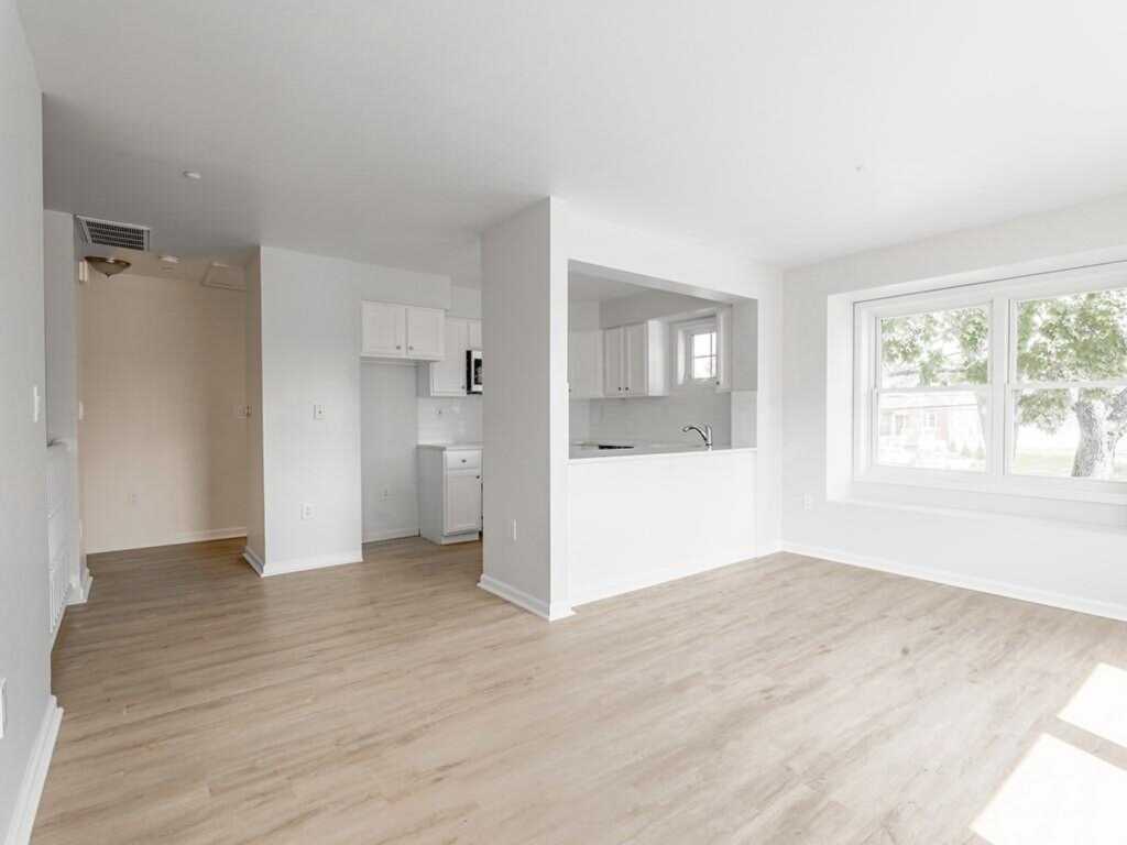 510 Westchester Avenue, Rye, NY 10573 - Photo 3 of 10