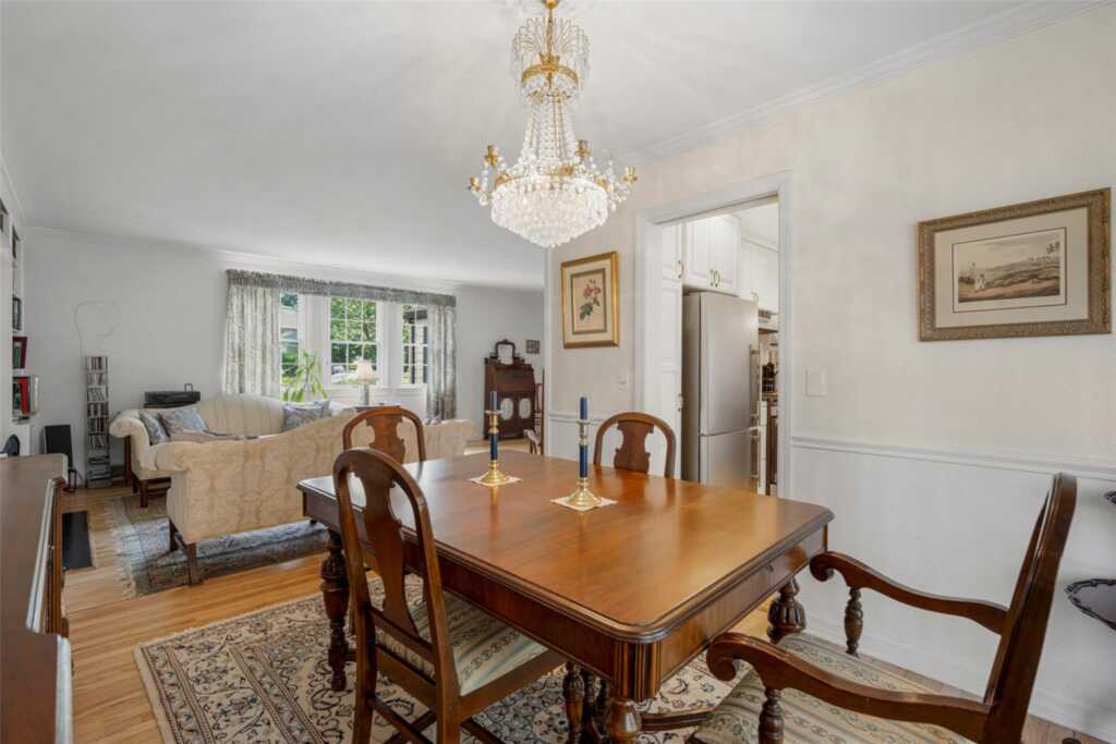 16 Ria Drive, White Plains, NY 10605 - Photo 11 of 31