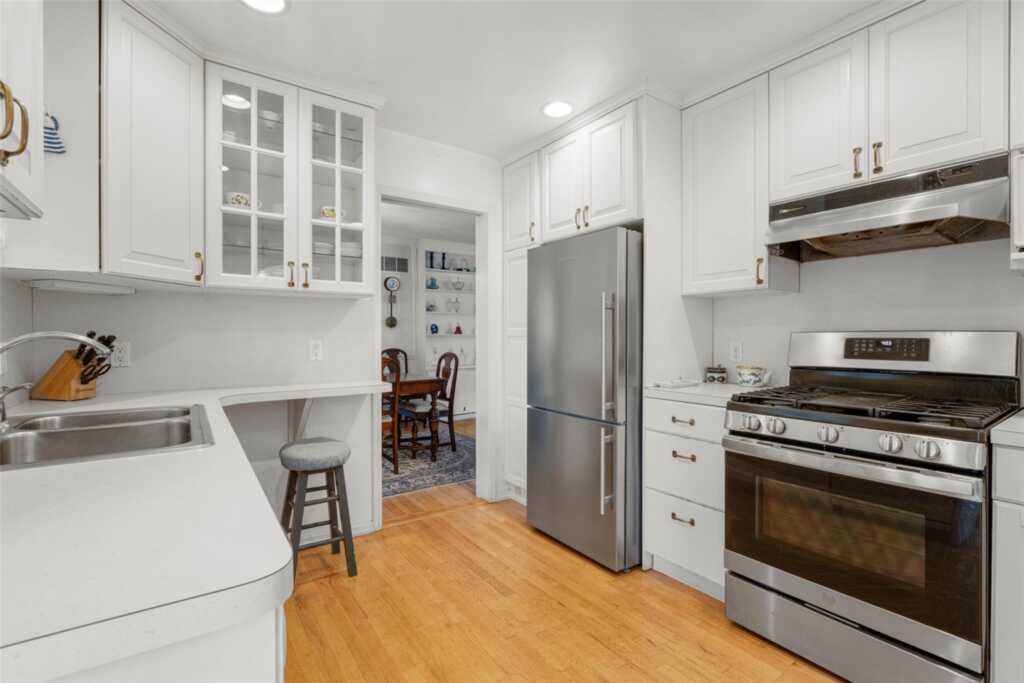 16 Ria Drive, White Plains, NY 10605 - Photo 13 of 31