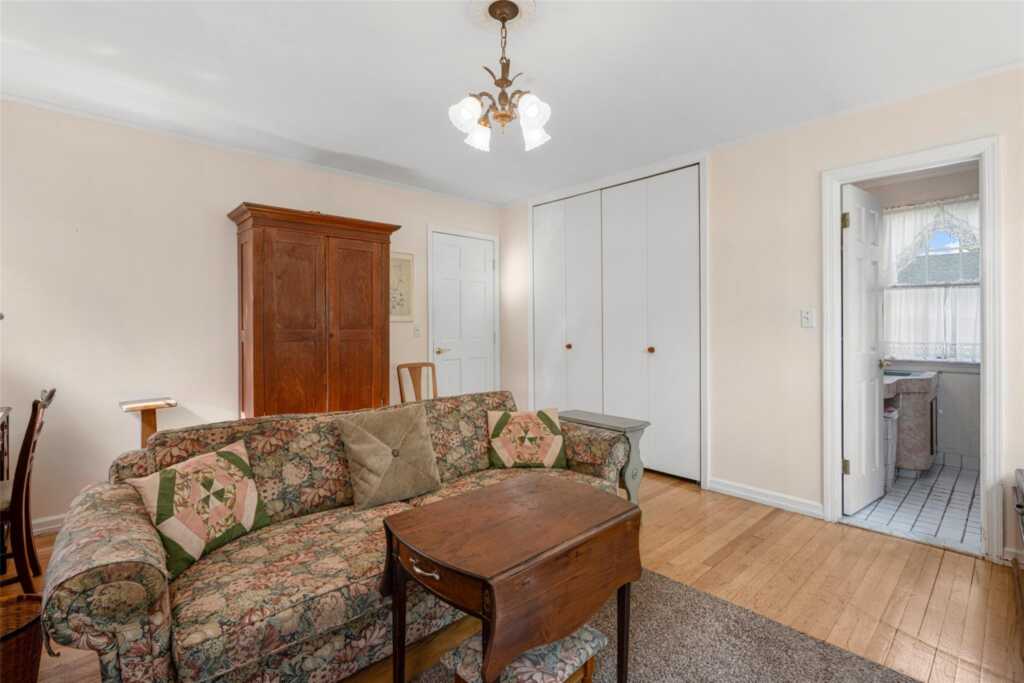 16 Ria Drive, White Plains, NY 10605 - Photo 17 of 31