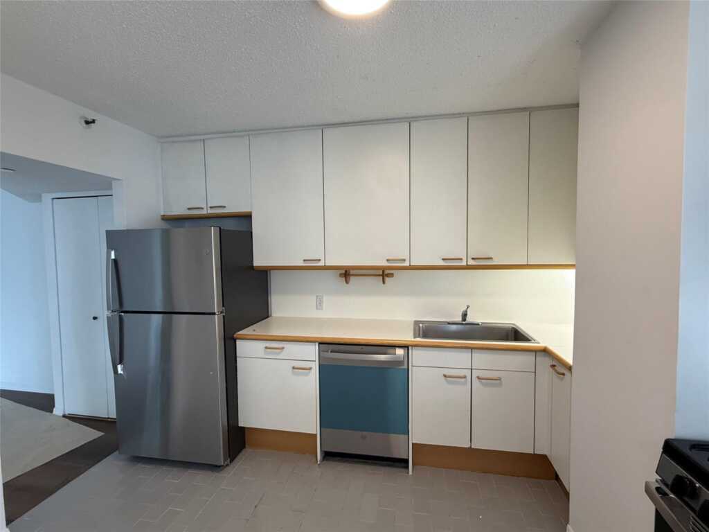 10 Cottage Place, Unit #7A, White Plains, NY 10601 - Photo 8 of 17