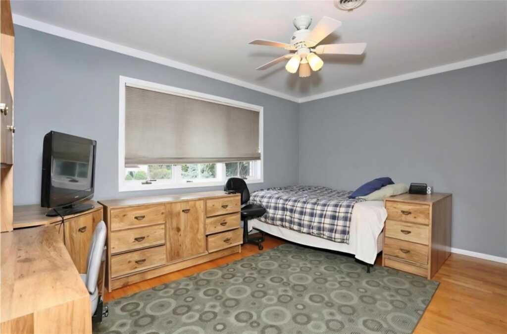 18 Mesa Place, Nanuet, NY 10954 - Photo 29 of 34
