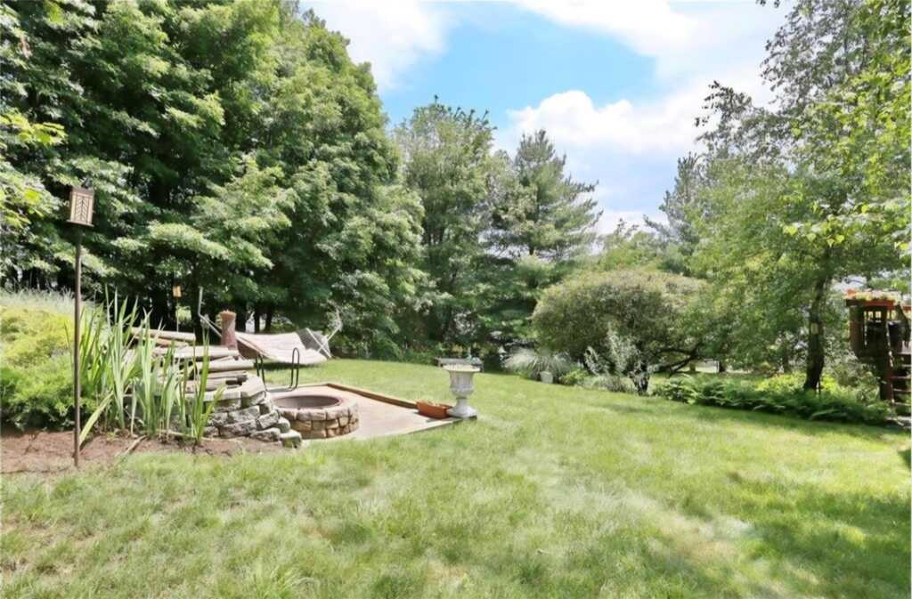 18 Mesa Place, Nanuet, NY 10954 - Photo 34 of 34