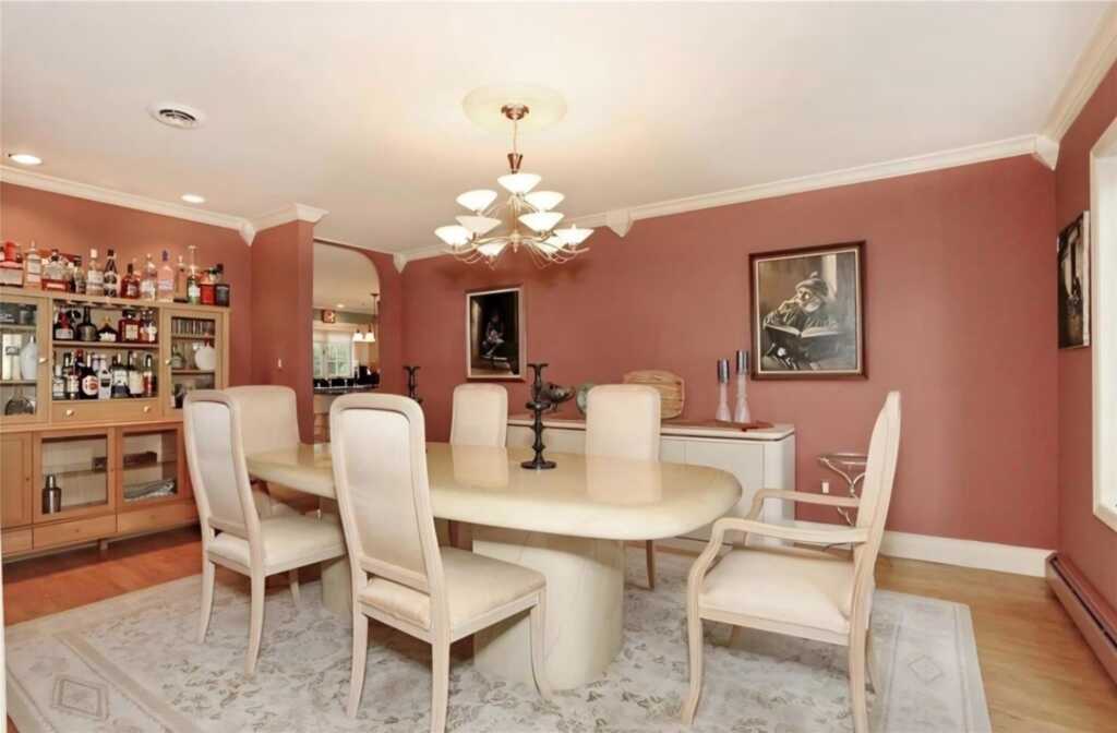 18 Mesa Place, Nanuet, NY 10954 - Photo 8 of 34