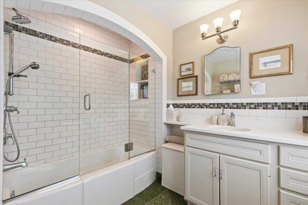 31 Colonial Road, White Plains, NY 10605 - Photo 13 of 31