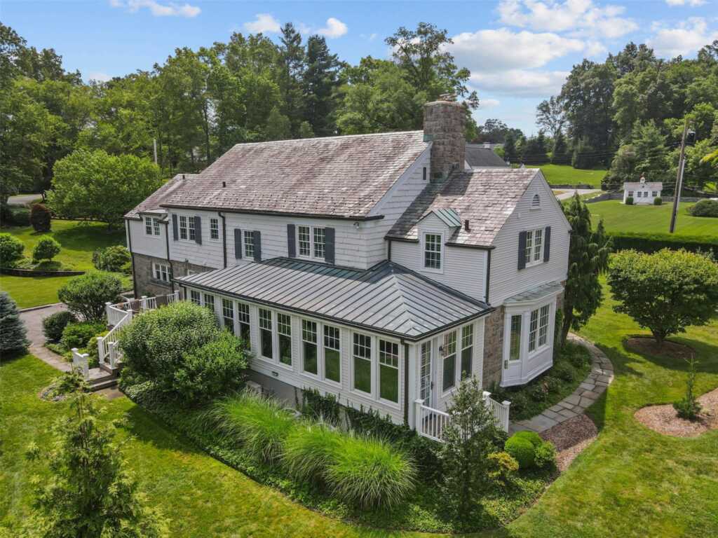 31 Colonial Road, White Plains, NY 10605 - Photo 20 of 31