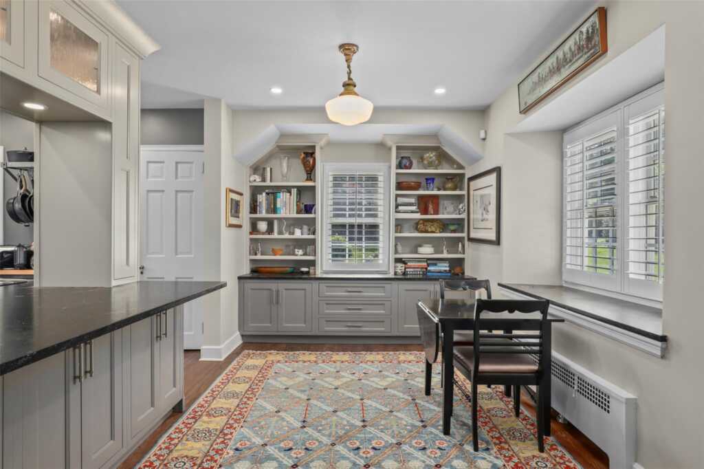 31 Colonial Road, White Plains, NY 10605 - Photo 6 of 31