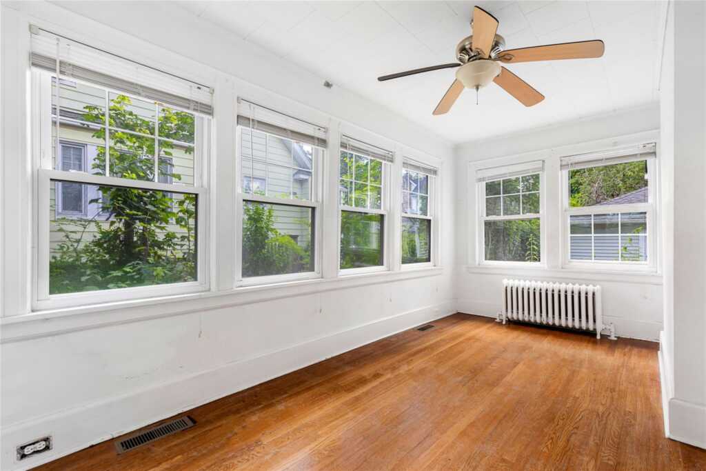 15 Roosevelt Avenue, Rye, NY 10580 - Photo 5 of 25