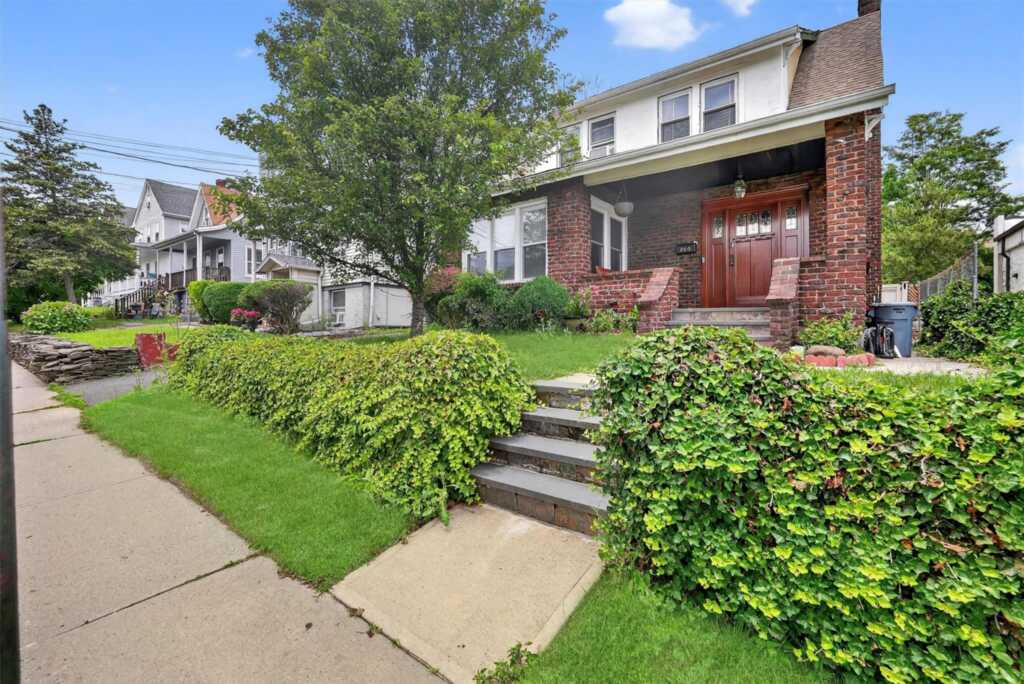 260 High Avenue, Nyack, NY 10960 - Photo 2 of 36