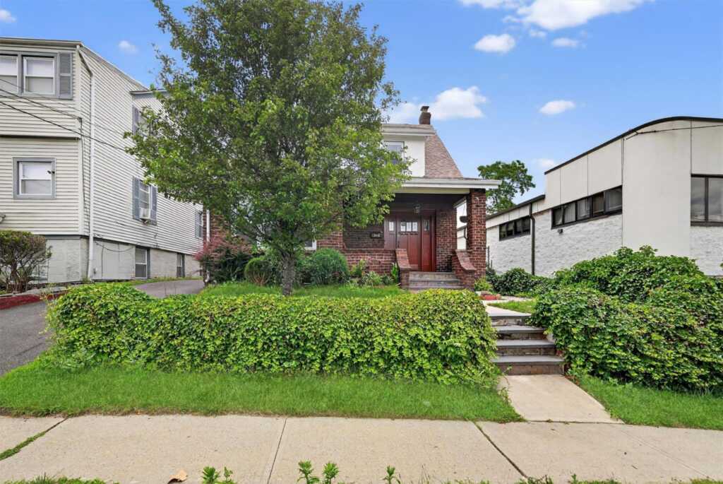 260 High Avenue, Nyack, NY 10960 - Photo 3 of 36