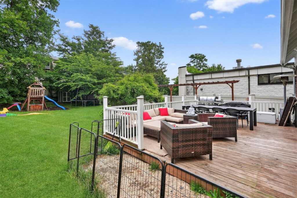 260 High Avenue, Nyack, NY 10960 - Photo 33 of 36