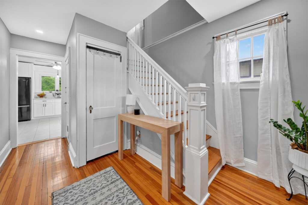 260 High Avenue, Nyack, NY 10960 - Photo 4 of 36