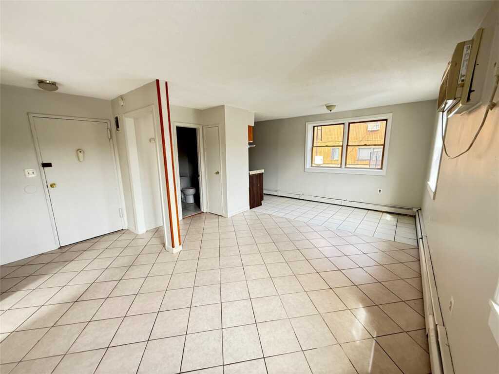 306 High Avenue, Unit #1N, Nyack, NY 10960 - Photo 2 of 15