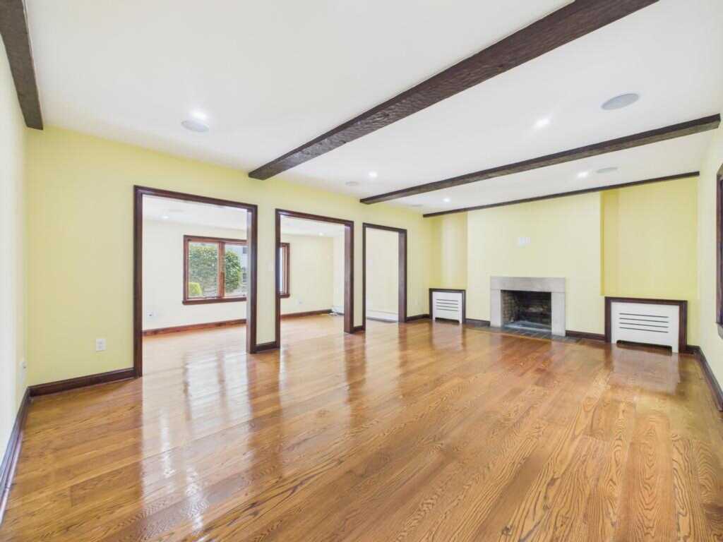 75 Lord Kitchener Road, New Rochelle, NY 10804 - Photo 22 of 47