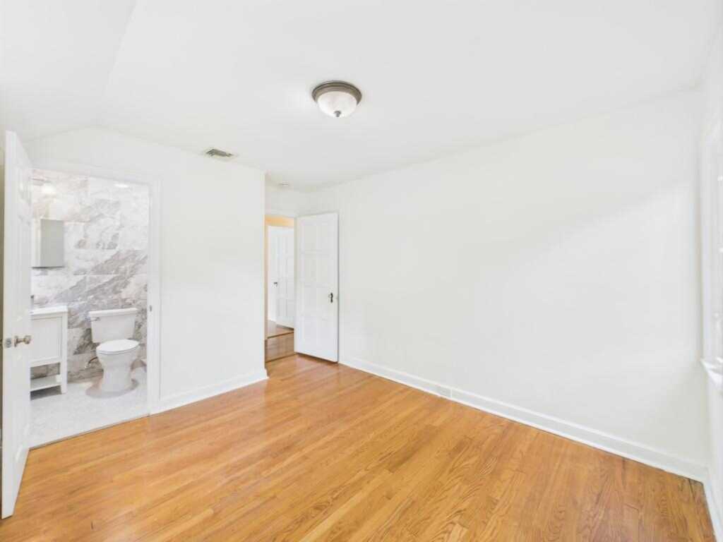 75 Lord Kitchener Road, New Rochelle, NY 10804 - Photo 32 of 47