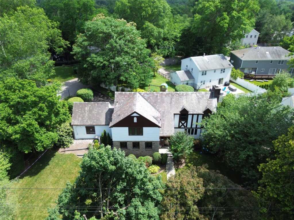 75 Lord Kitchener Road, New Rochelle, NY 10804 - Photo 43 of 47