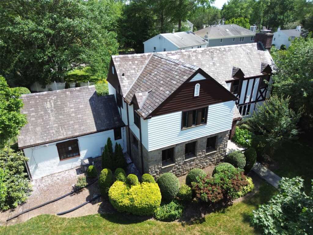 75 Lord Kitchener Road, New Rochelle, NY 10804 - Photo 44 of 47