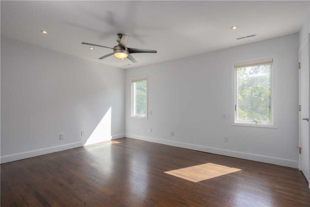 691 Wilmot Road, New Rochelle, NY 10583 - Photo 18 of 29