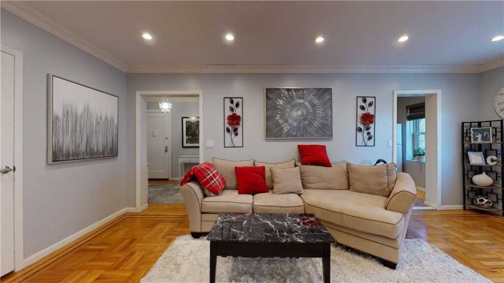 42 Barker Avenue, Unit #4G, White Plains, NY 10601 - Photo 3 of 22