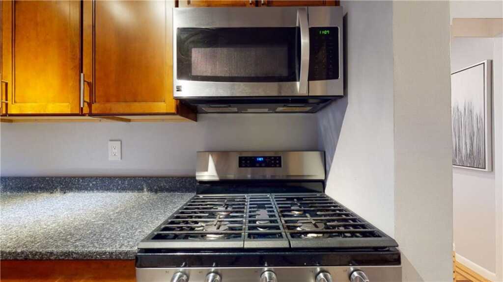 42 Barker Avenue, Unit #4G, White Plains, NY 10601 - Photo 8 of 22