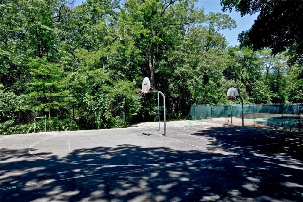 96 Highridge Road, New Rochelle, NY 10804 - Photo 28 of 29
