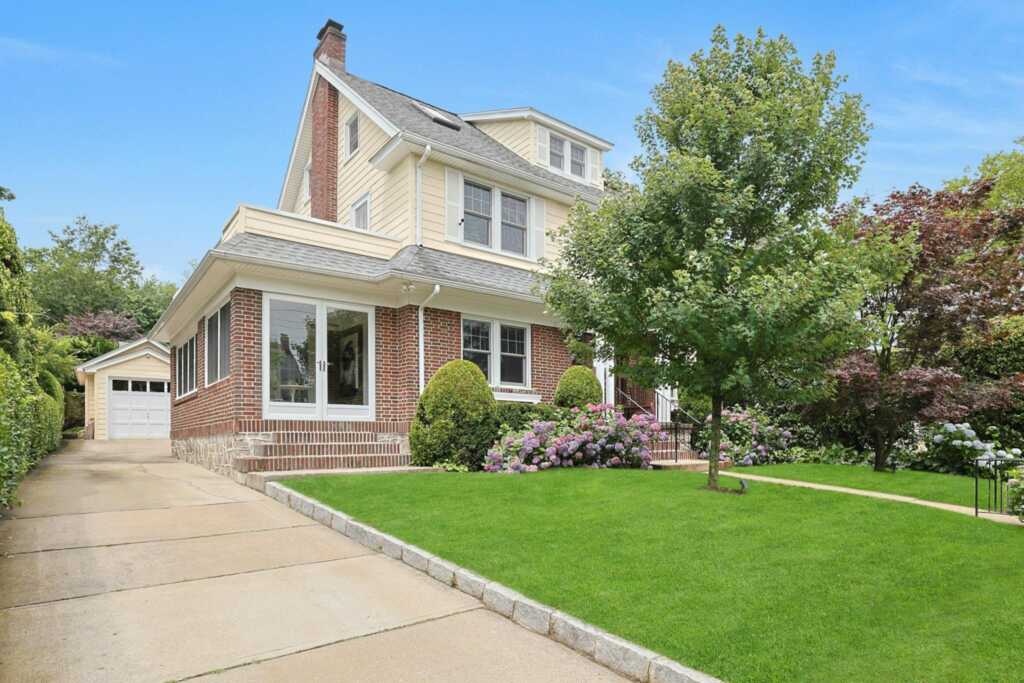 48 Faneuil Place, New Rochelle, NY 10801