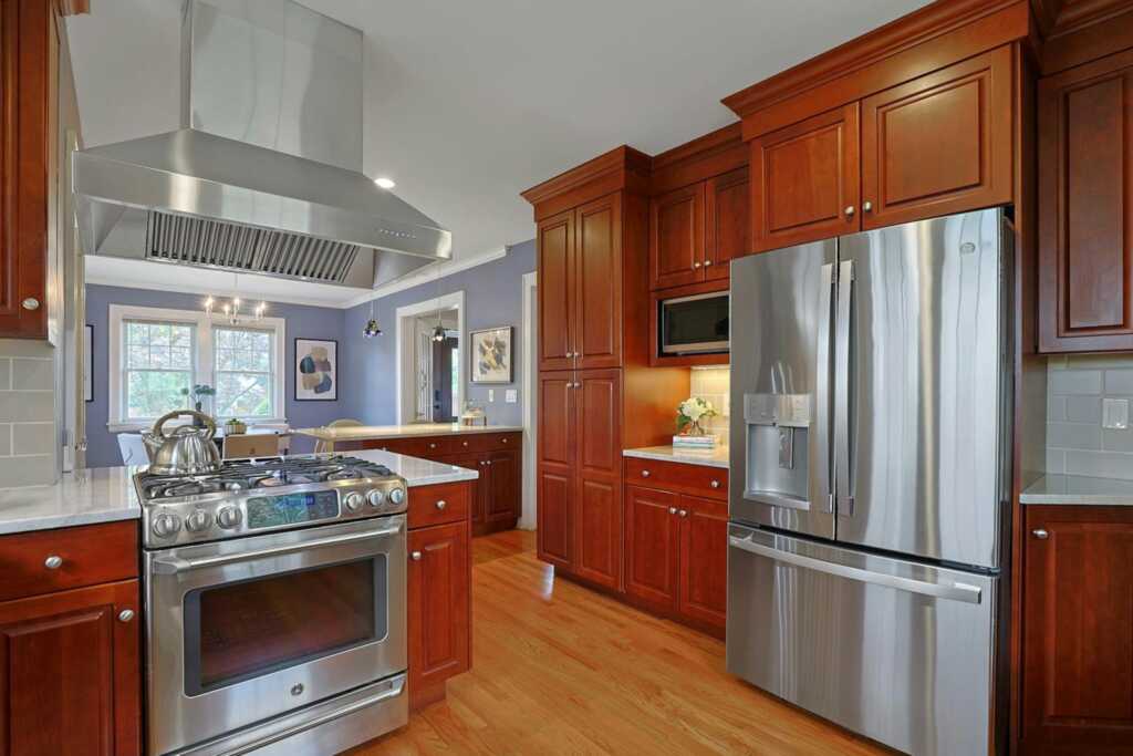 48 Faneuil Place, New Rochelle, NY 10801 - Photo 16 of 48