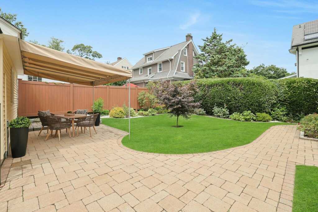 48 Faneuil Place, New Rochelle, NY 10801 - Photo 39 of 48