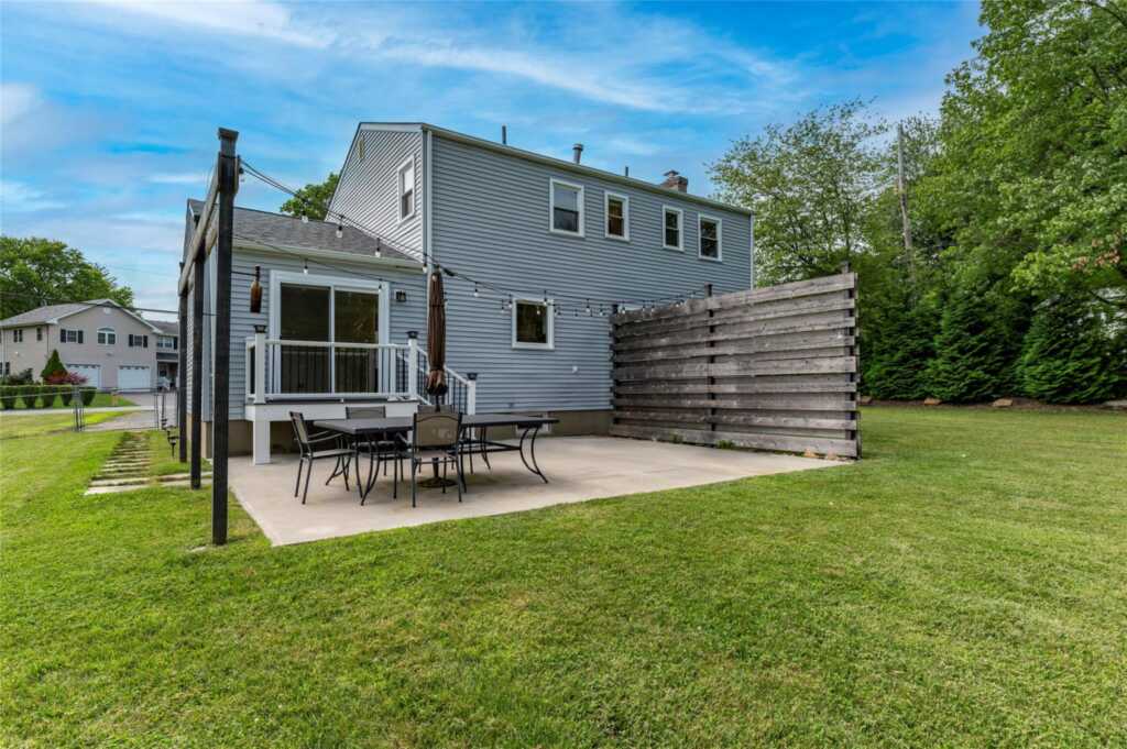 2 Jean Lane, New City, NY 10956 - Photo 3 of 28