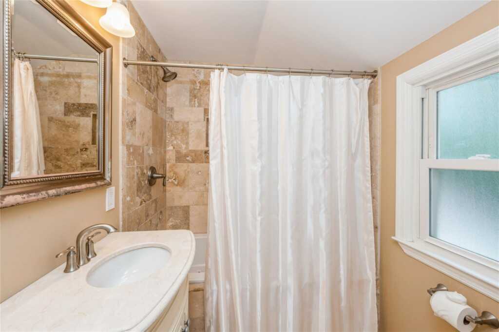35 Glenwood Road, New City, NY 10956 - Photo 19 of 37