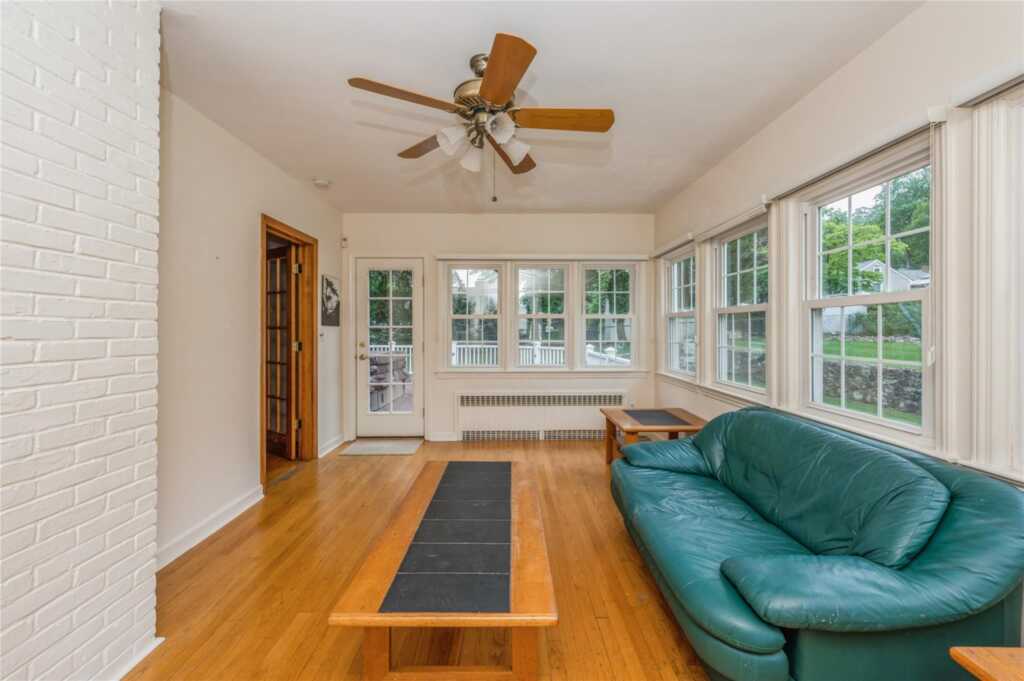 35 Glenwood Road, New City, NY 10956 - Photo 8 of 37