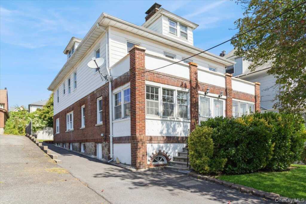 7 Flower Street, New Rochelle, NY 10801 - Photo 28 of 28