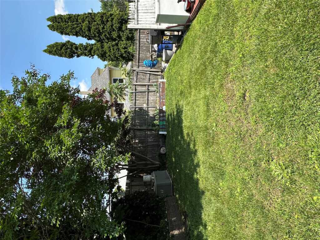 7 Flower Street, New Rochelle, NY 10801 - Photo 4 of 4