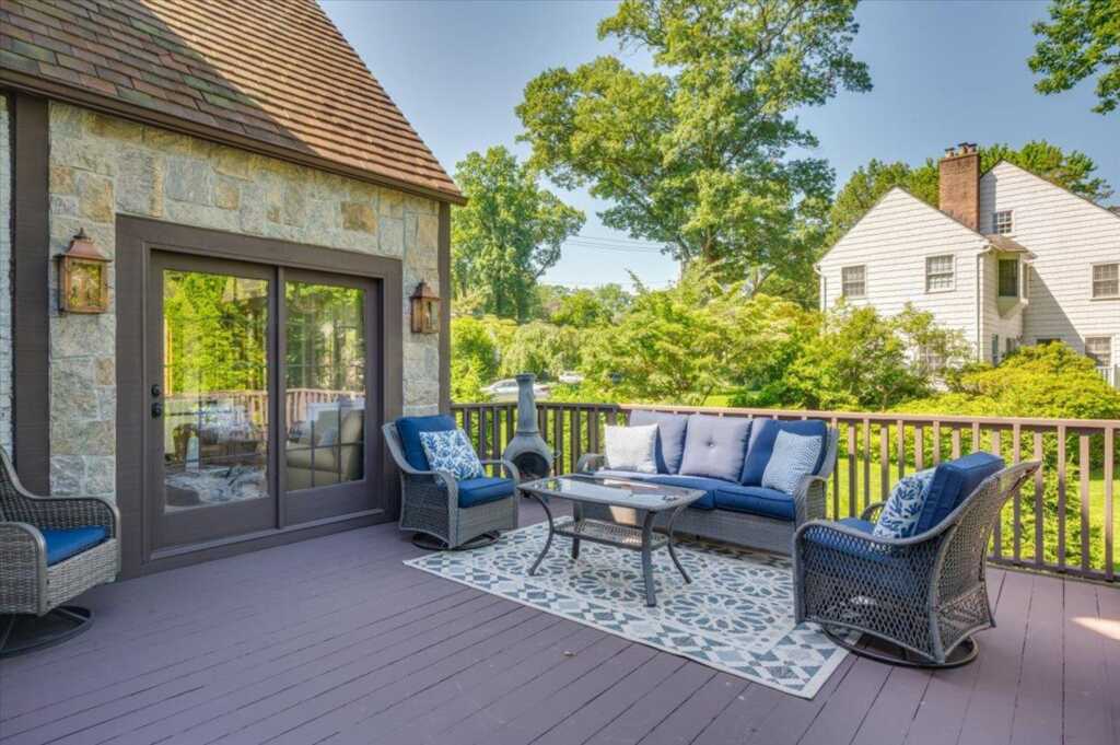 566 Forest Avenue, New Rochelle, NY 10804 - Photo 27 of 37